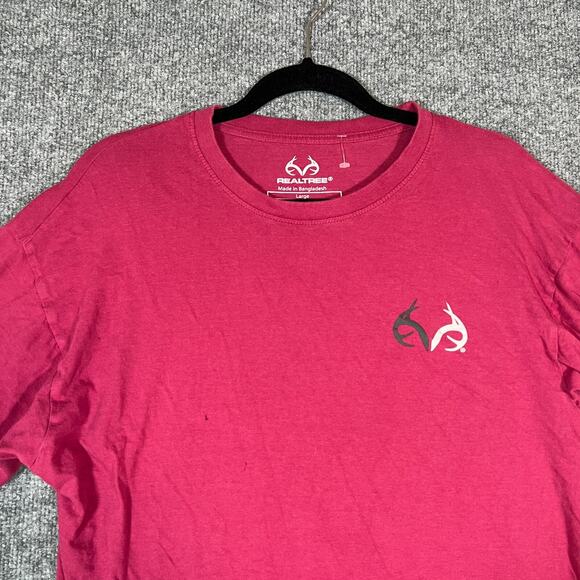 Realtree Shirt Womens Large Red Pink Tshirt Outdoors Crewneck Flaw - Picture 3 of 10